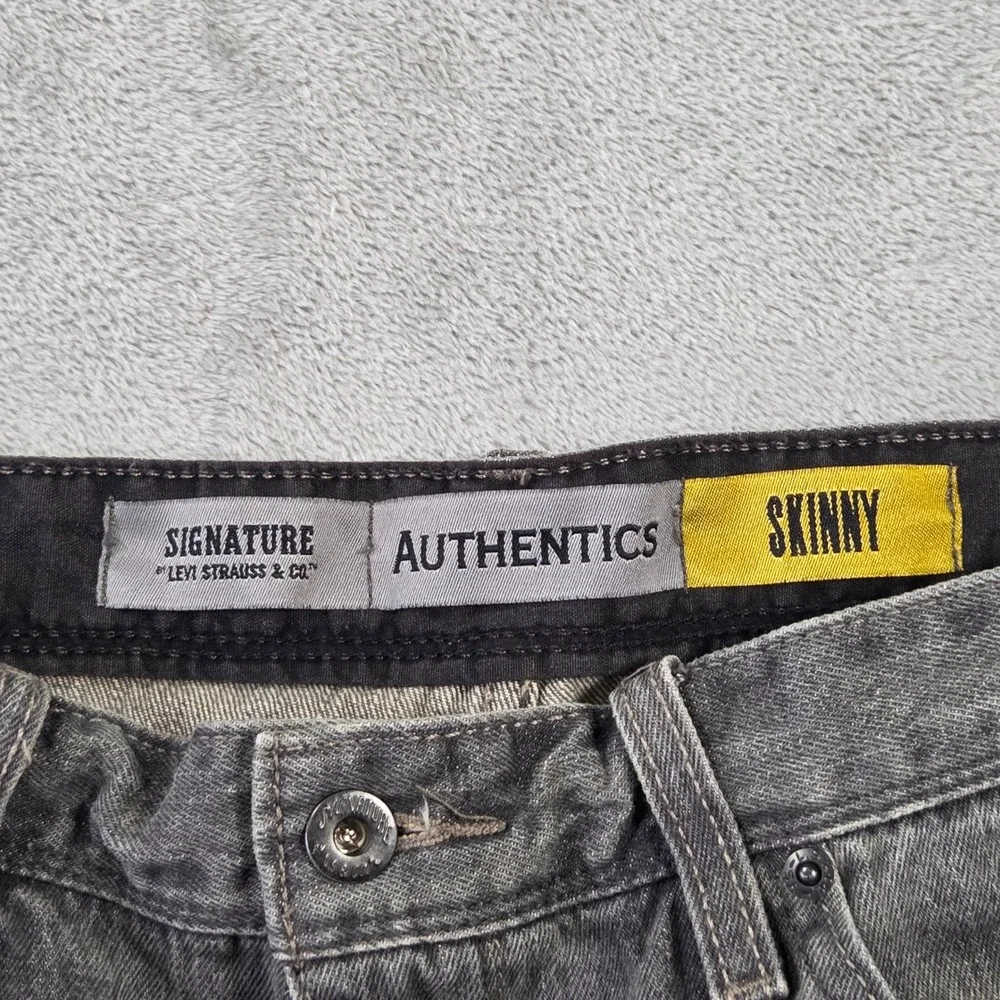 Signature by Levi Strauss signature by